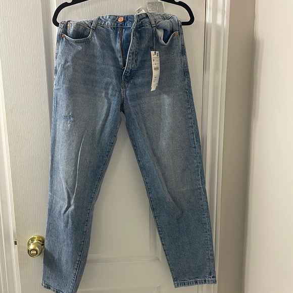Mom Fit Blue Denim Jeans from ZARA - Picture 1 of 7